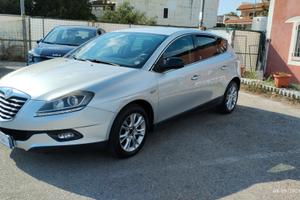 Lancia Delta 1.6 MJT DPF 120 CV PLATINO