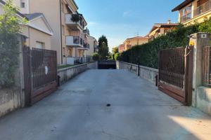 Posto moto e bike garage a Sirmione
