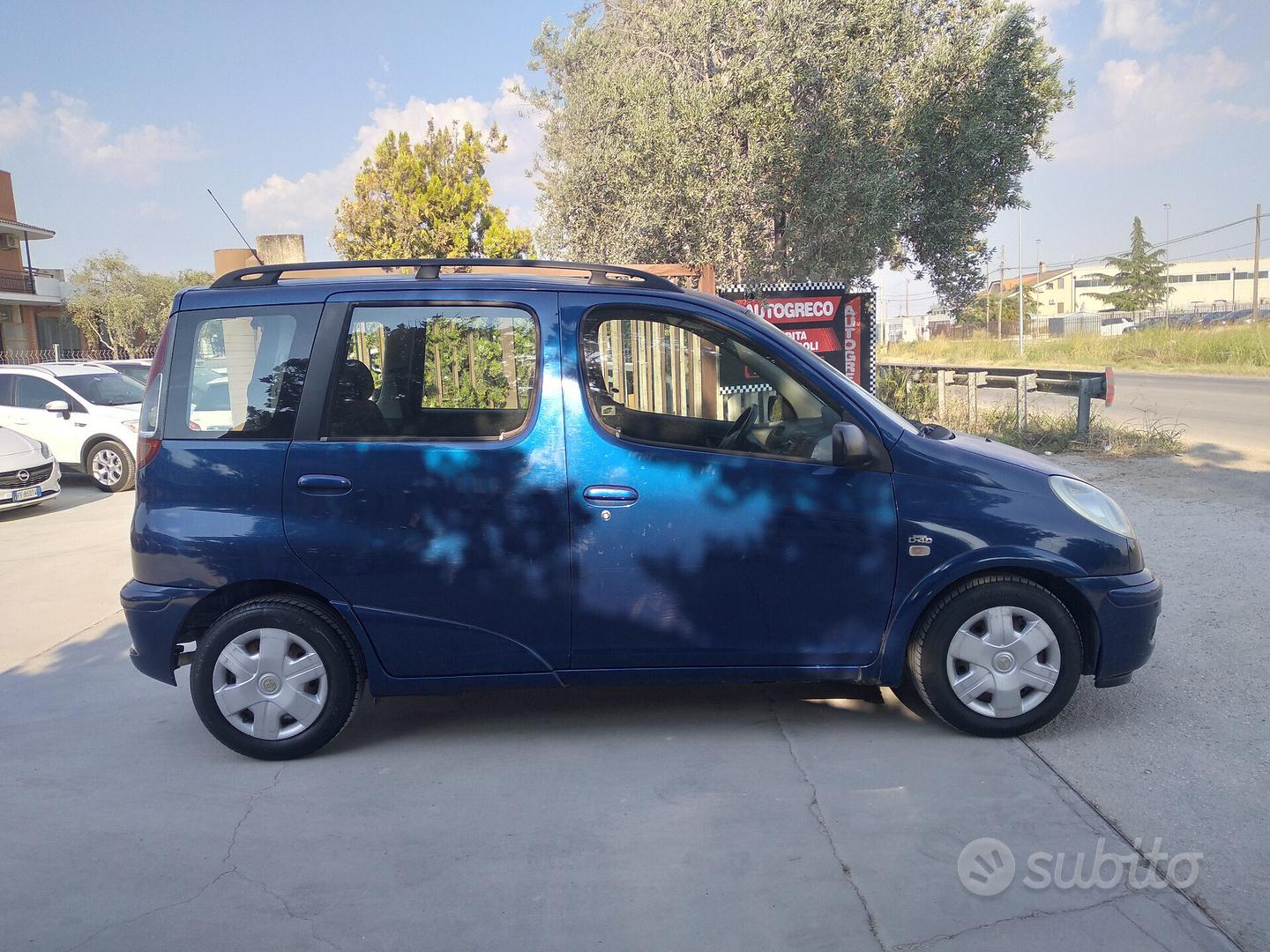 Toyota Yaris Verso 2005 photo 4