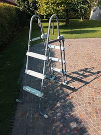 Scaletta per piscina fuori terra