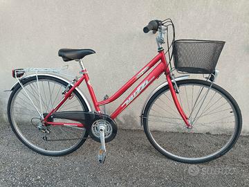 Bici citybike da 28", molto ben tenuta e completa