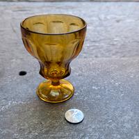 bicchiere in vetro stampato in stile art decò 