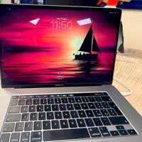 MacBook Pro 16" (2019) - i9 8 core / 16GB RAM / 51