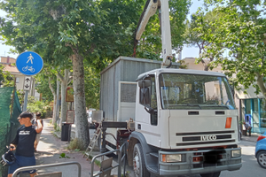 Iveco ribaltabile / gru