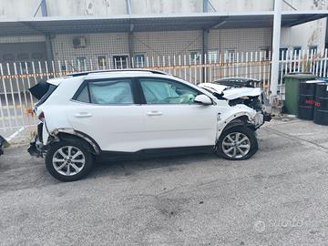 Kia Stonic 1.4 GPL 2019 incidentata