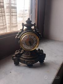 orologio da soprammobile 
