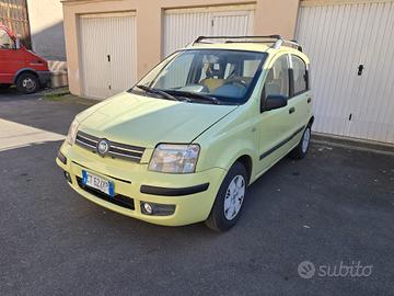 Fiat panda 1.2cc emotion benzina neopatentati