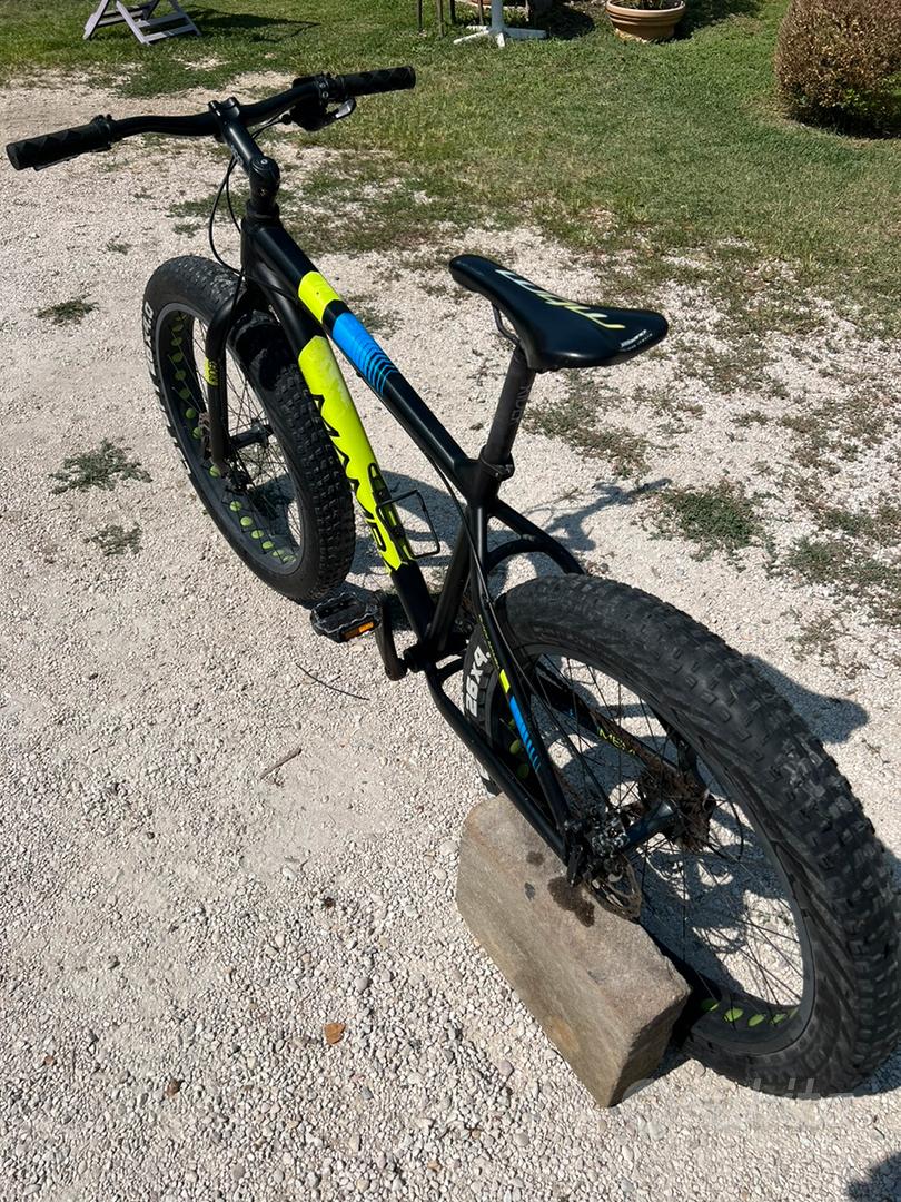 Fat bike black sales mamba