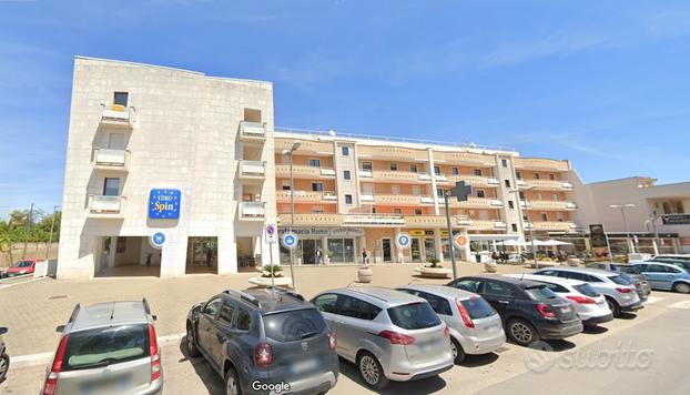 Locale commerciale/ufficio mq. 90