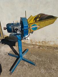 Mulino elettrico macina granoturco