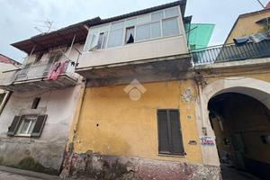 MONOLOCALE A CAIVANO