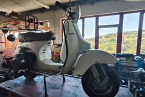 vespa p200e senza frecce del 78