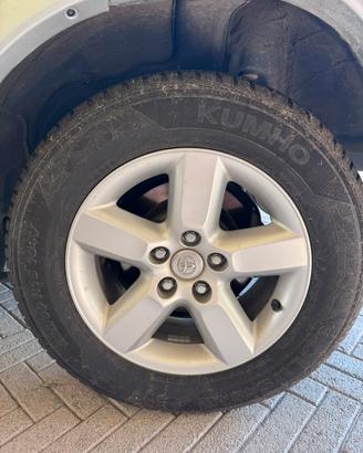 Pneumatici suv Kumho 235 60 16