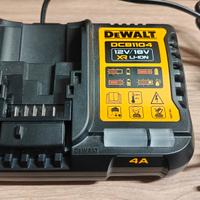 Caricabatterie Dewalt DCB1104