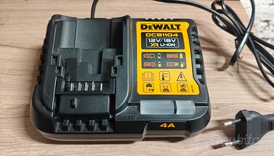 Caricabatterie Dewalt DCB1104