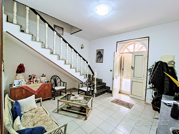 Appartamento abitabile su due livelli - ben tenuto