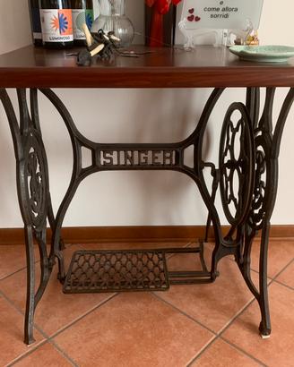 Tavolino 74x54 realizzato con base singer