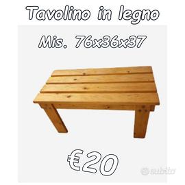Tavolino basso in legno 