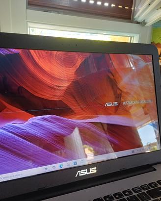 Notebook Asus F555Q