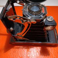 Fotocamera  vintage a soffietto Kodak  SIX 16