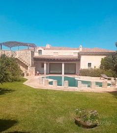 Porto Rotondo: Porzione di villa con piscina