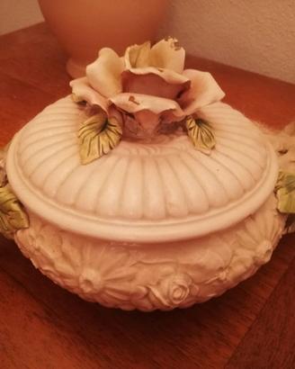 portagioie antico in ceramica 23x14