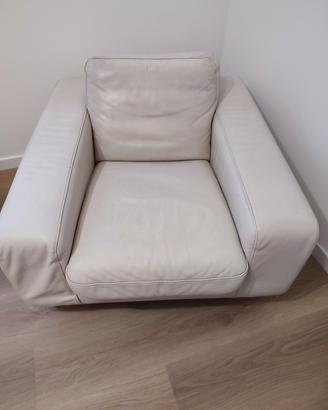 poltrona Gurian in pelle 