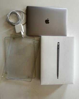 MacBook Air 13" 2020 Intel Core i5 - 8GB RAM - 256