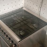 Cucina Smeg forno a gas e piano cottura