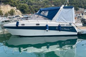 Riviera Boat 258 Cabin