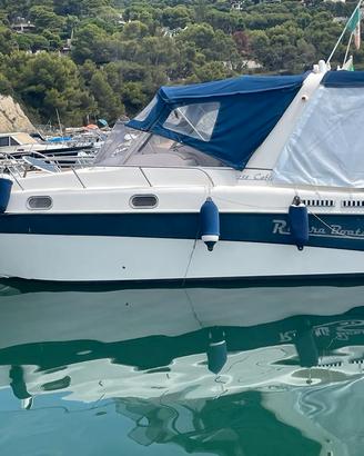 Riviera Boat 258 Cabin