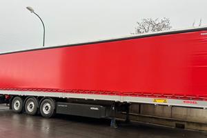 Semirimorchio Kogel Spondato