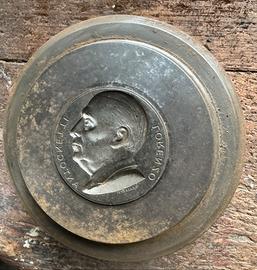 Stampo in acciaio medaglione