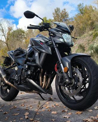 suzuki gsx s 750 yugen carbon