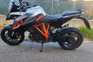 KTM 1290 Superduke GT