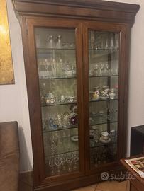 Vetrina doppia in legno