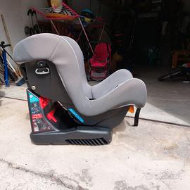 Seggiolino auto