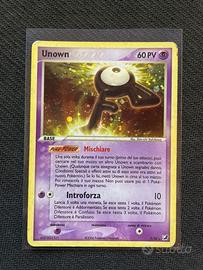 Unown [F] (UF F-28) EX Forze Segrete holo