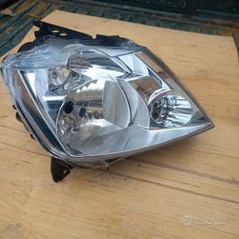 faro Renault  Modus