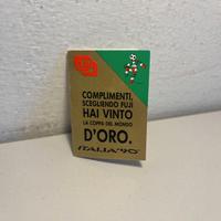 Spilla coppa del mondo d'oro ITALIA 90. FUJIFILM