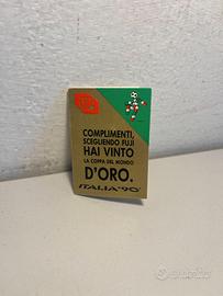 Spilla coppa del mondo d'oro ITALIA 90. FUJIFILM