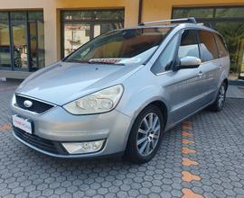 Ford Galaxy 2.0 TDCi 140 CV Ghia DPF