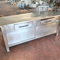 tavolo armadiato con sgocciolatoio cassetti usato