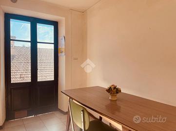 CASA SEMINDIPENDENTE A VALLANZENGO