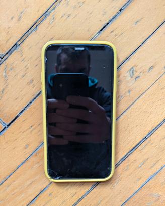 iPhone XR Yellow 128 GB (A2105)