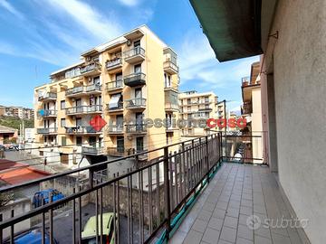 Traversa Viale M. Rapisardi - 3 Vani Balconato