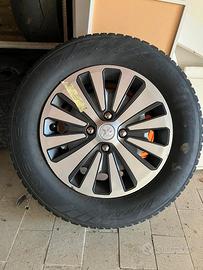 Gomme invernali termiche + cerchi Peugeot 2008