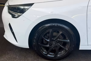 opel corsa f 