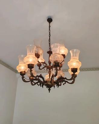 Lampadario in vetro e ottone
