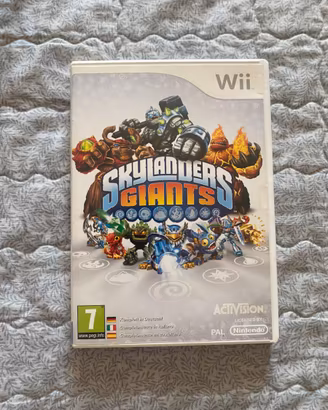 Skylanders Giants Wii + Portale + 9 Personaggi Lot